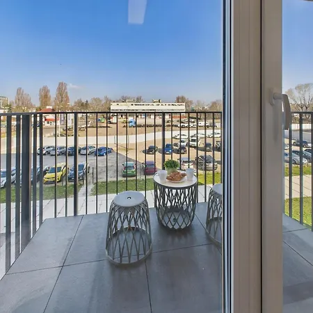 Budget-friendly Praga By Renters *