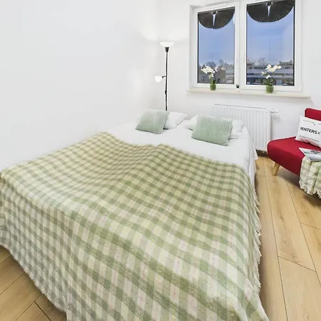 Cozy In Praga Polnoc By Renters Apartment