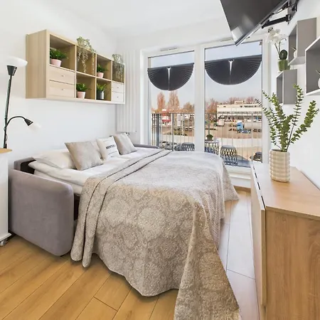Cozy In Praga Polnoc By Renters Apartment *