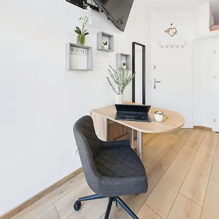 Cozy In Praga Polnoc By Renters Warsaw
